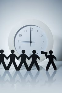 环保交通排行：电动滑板车与电动自行车